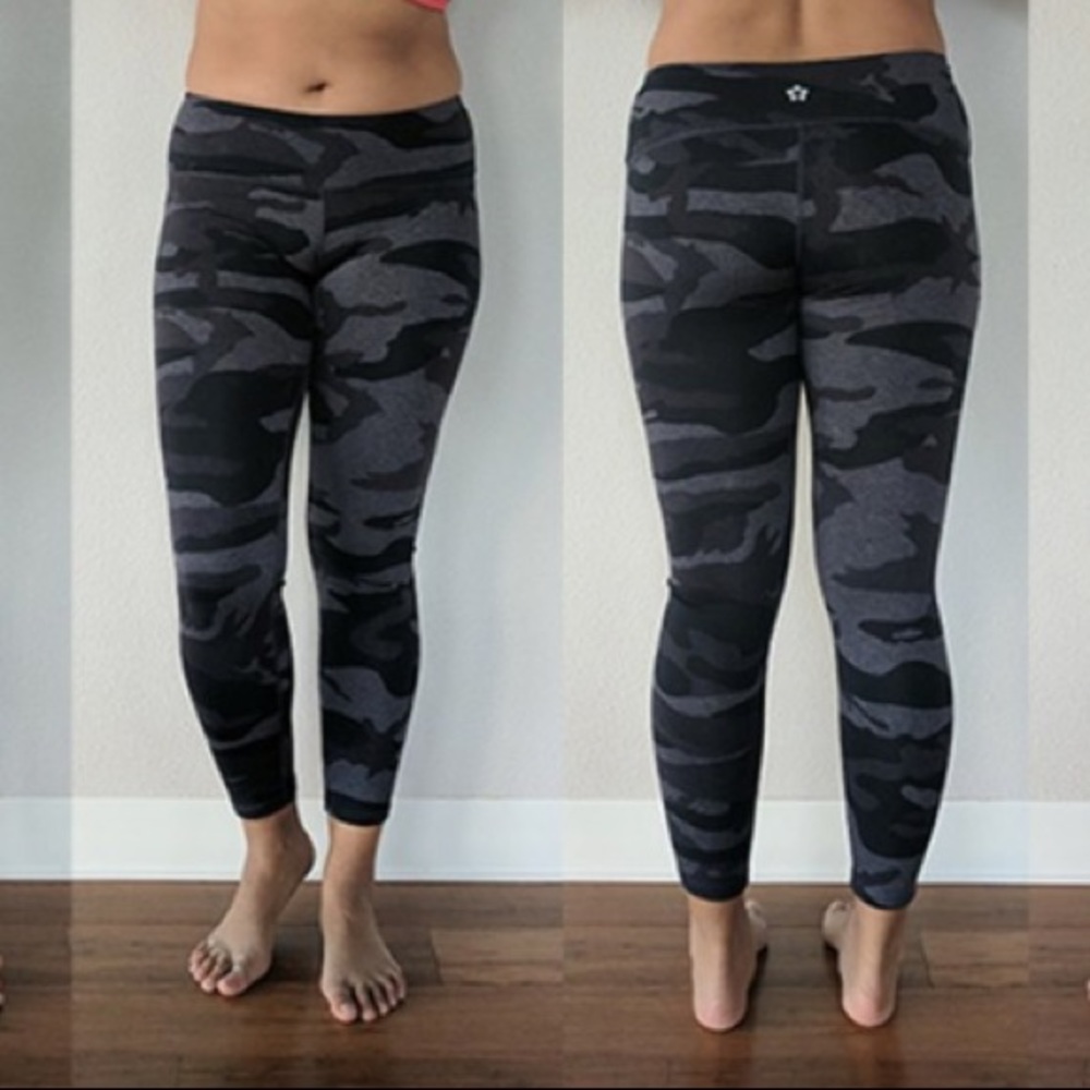 SOLD Gray-Black Camouflage Leggings